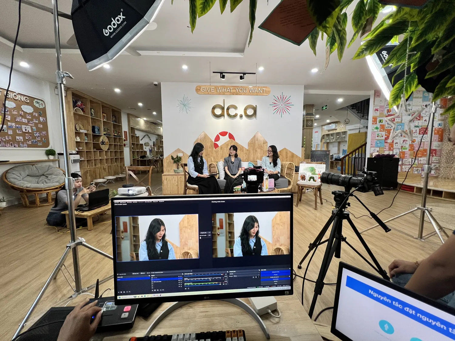 Tư liệu đào tạo creator commerce và livestream của Height Entertainment